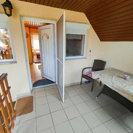 Attila Apartman - Szabadsag Ut Appartement