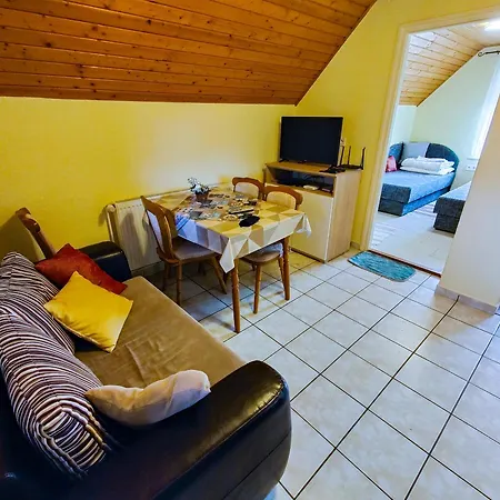 Attila Apartman - Szabadsag Ut * Harkány